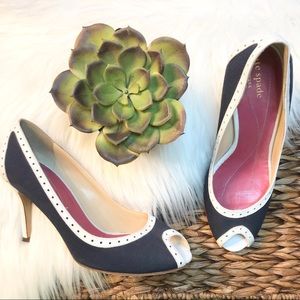 navy spectator pumps